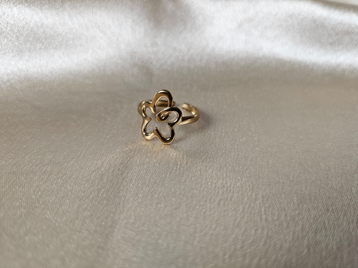 Ring "Flower"