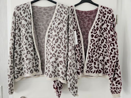 Cardigan Leo versch. Farben